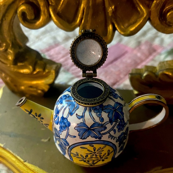 Kelvin Chen. no 856 Collectable no box - Picture 1 of 2